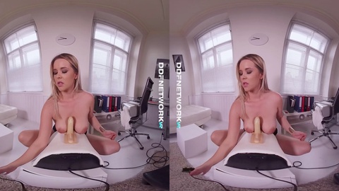Naughty VR Doctor Amaris indulges in an immersive POV clinic exam