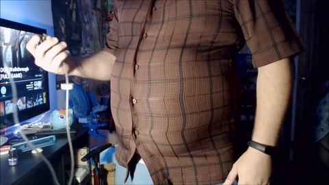 Extreme belly inflation fetish - watch as her stomach grows until the button pops!