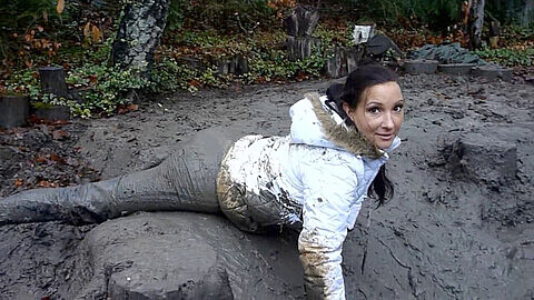 Mud pit girl, lesbian mud bath, mud le