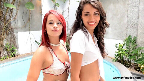 Latina strip, model striptease, redhead striptease