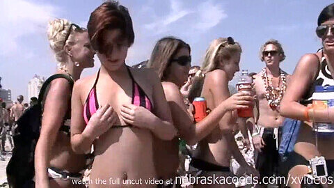 Real cell phone footage of wild spring break party in South Padre Island, Texas!