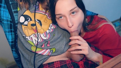 Gamer stepsister loves to give deepthroat blowjobs during gameplay