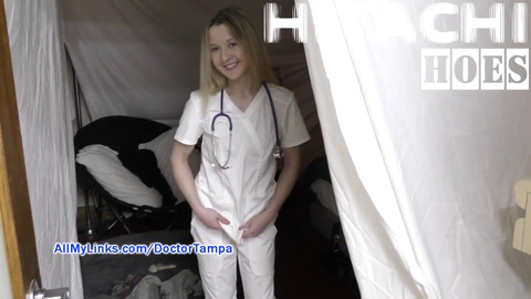 BTS y bloopers del vídeo "No le digas al doctor que me corro en el trabajo" de Stacy Shepard en el centro médico HitachiHoes.com