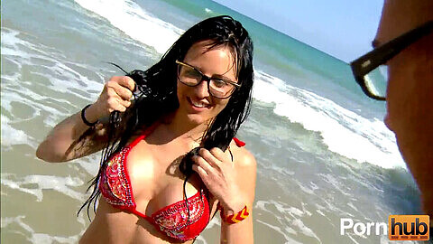 Naughty Spanish hottie with glasses gets pounded hard on the beach