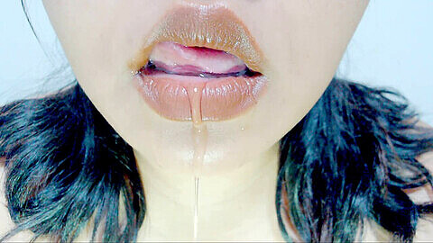 Oral lipstick, asmr, red lipstick lund chusai