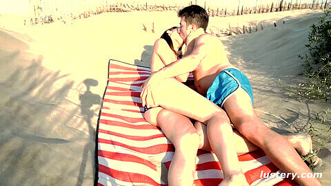 MySweetApple enjoy beach sex in "Kim & Paolo - Life's a Beach"