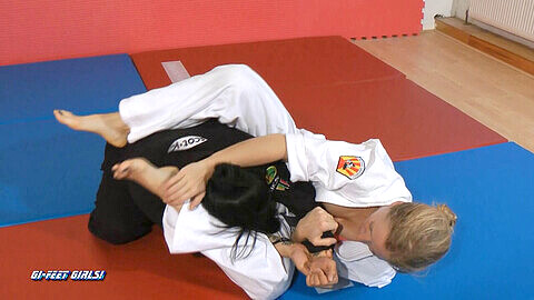 Girls bjj fight, girls bjj, girls judo