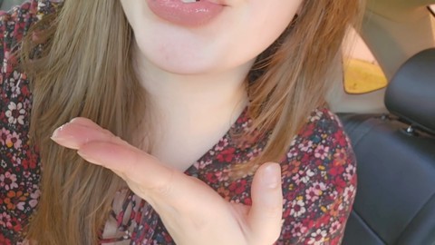 I pleasure my juicy pussy in the car while my partner is busy at work