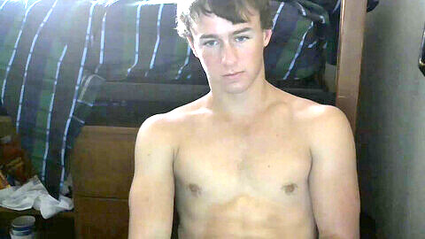 Naughty Frenchyboy Twunk Teases on Webcam for HD Gay Twink Pleasure
