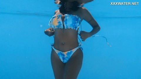 Underwater teen (18+), underwater pool, big ass latinas