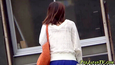 Public pickup japanese, asians school girl pee, school pooping