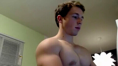 Muskulöser Gay Jock zeigt seinen Hintern in heißer Webcam-Session