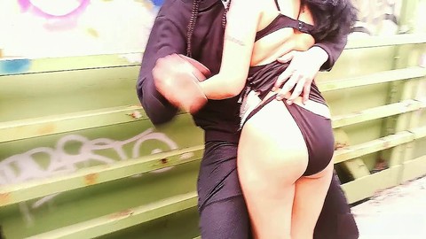 Exotic, yoga, swinger