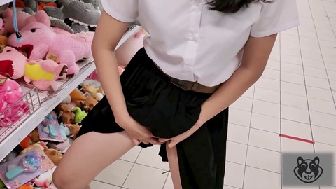 Amateur Thai teen (18+) ex-girlfriend gets wild outdoor sex and cum sprayed all over!