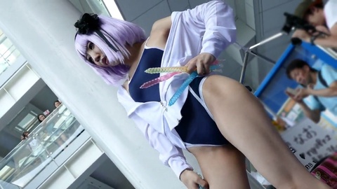 Sexy Chinese cosplayer shows off her stunning outfits