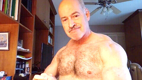 Pec bounce, solo male, hairy muscle daddy